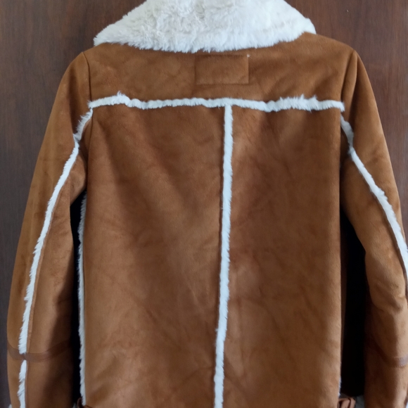 PULL BEAR COAT - Picture 2 of 9